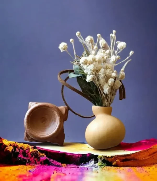 White-Dried-Flower-Vase